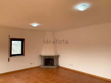 Arrendamento de apartamento T3 em Esgueira