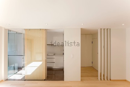 Arrendamento de apartamento T2 na Rua 20, 1332