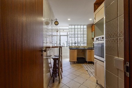 Arrendamento de apartamento T2 na Rua Padre Manuel Marques Ferreira, 23