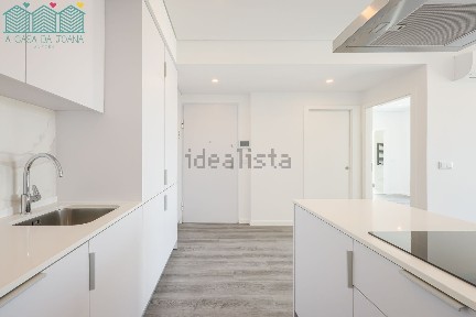 Arrendamento de apartamento T1 na Rua Doutor João de Moura s/n