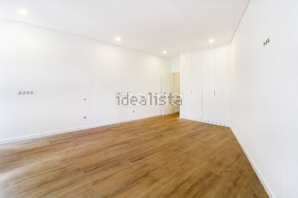 Vila de Cucujães, Rua do Mosteiro, 2694
