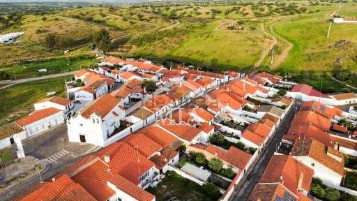 Moura e Santo Amador, Rua do Poço