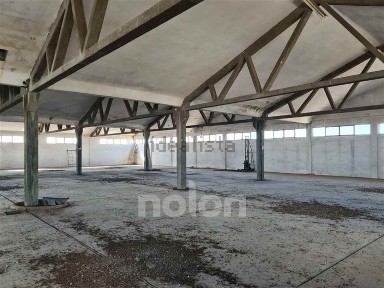 Armazém à venda na Travessa do Sul, 130