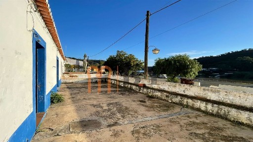 Santana de Cambas, Pomarão