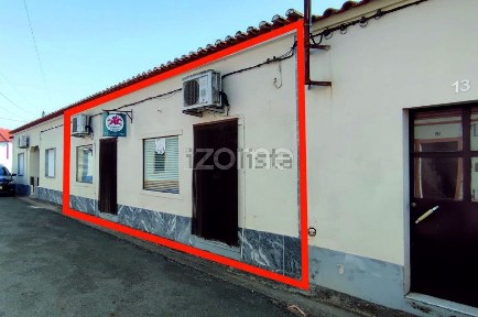 Espaço comercial à venda na Rua da Casa do Povo, 13