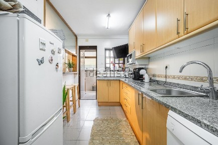Apartamento T3 à venda na Rua Florbela Espanca, 144