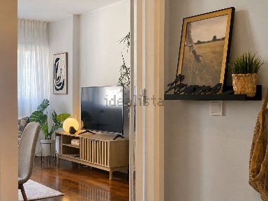 Apartamento T3 à venda na Avenida Serpa Pinto, 742