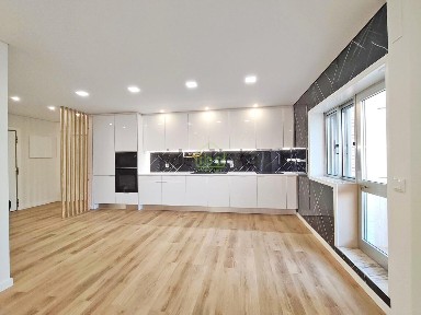 Apartamento T4 à venda no Bairro Norte