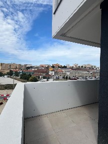 Apartamento T1 à venda na Via 8