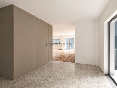 Apartamento T3 à venda na Avenida Primeiro de Maio, 1080