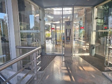 Escritório privado à venda na Avenida Dom João II