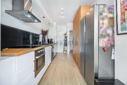 Apartamento T3 à venda na Avenida João de Deus