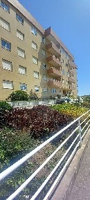 Apartamento T2 à venda na Rua da Farteira