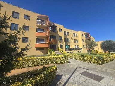 Apartamento T2 à venda na Rua João Vieira
