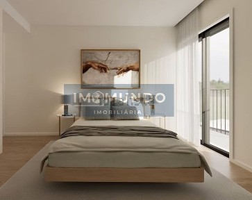 Apartamento T2 à venda na Rua Herois de Ultramar s/n