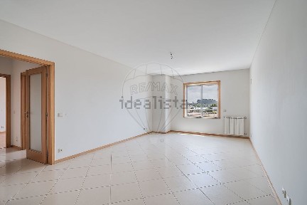 Apartamento T1 à venda na Rua Manuel Alves Moreira