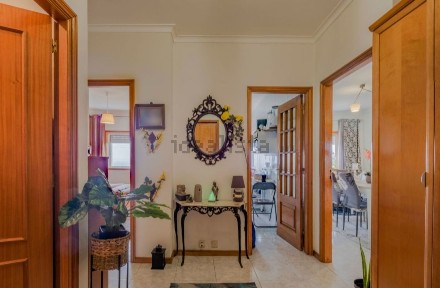 Apartamento T1 à venda na Rua Volfrâmio