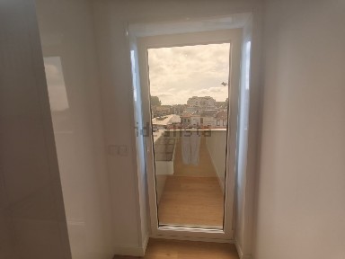 Apartamento T2 à venda na faria guimaraes s/n