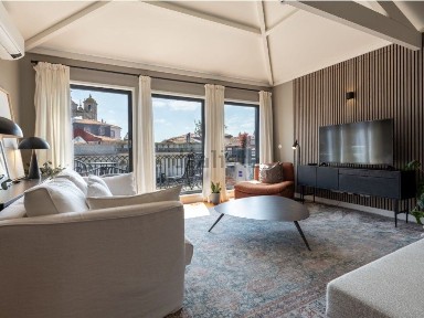 Apartamento T2 à venda em Rua das Flores - Mouzinho