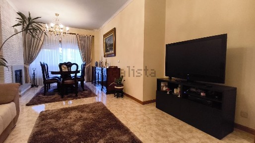 Apartamento T2 à venda na Rua Oliveiras
