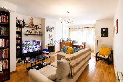 Apartamento T2 à venda na Travessa Nossa Senhora da Piedade, 185