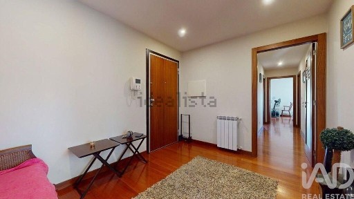 Apartamento T3 à venda em Paredes