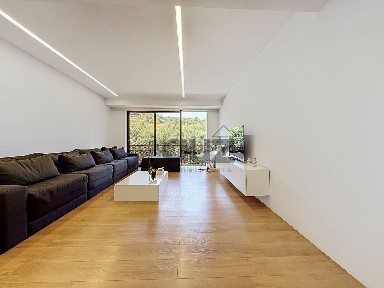 Apartamento T3 à venda na Rua do Queimado, 103