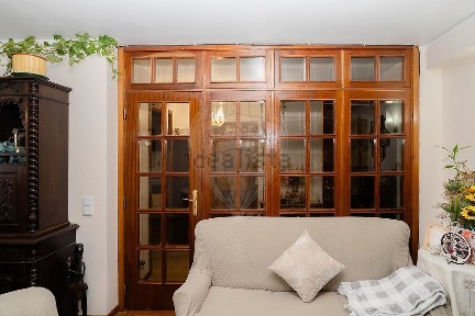 Apartamento T3 à venda na Rua De Augusto Gil