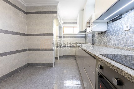 Apartamento T2 à venda no Centro
