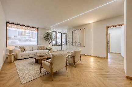Apartamento T3 à venda na Travessa Santo Isidro