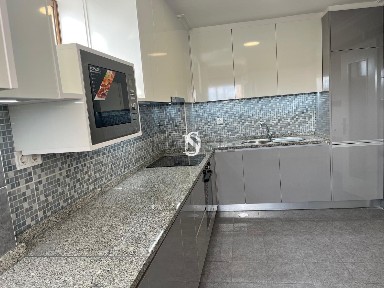Apartamento T2 à venda na Rua Papoilas