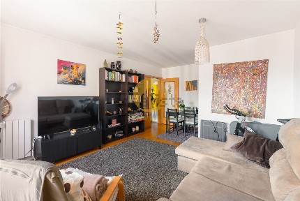 Apartamento T1 à venda na Rua Albino Vieira da Costa, 40