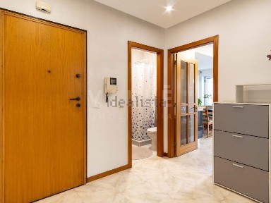 Apartamento T2 à venda na Rua Doutor David Assoreira