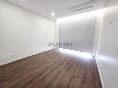 Apartamento T2 à venda na Rua Alexandre Herculano s/n