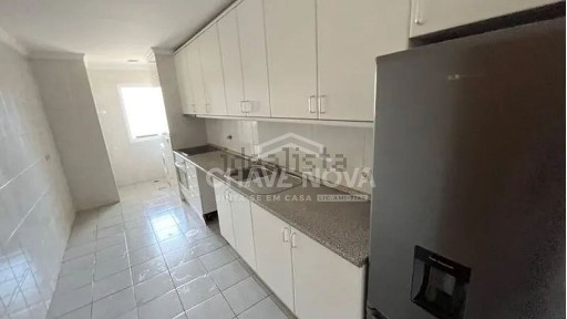 Apartamento T2 à venda na Rua Combatentes Grande Guerra