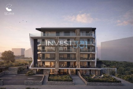 Apartamento T3 à venda na Rua António de Matos, 73