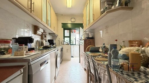 Apartamento T4 à venda na Rua São Roque da Lameira, 1428