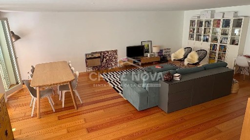 Apartamento T3 à venda na Rua de santo amaro