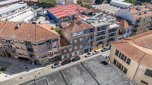 Apartamento T1 à venda na Rua de Padre Cruz, 74