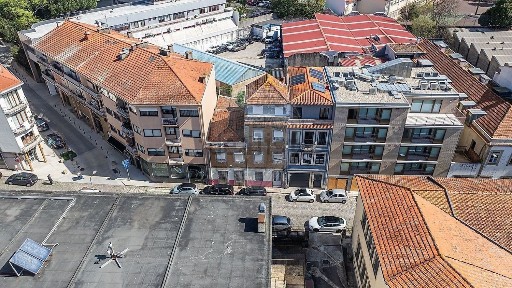 Apartamento T1 à venda na Rua de Padre Cruz, 74