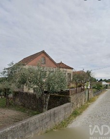 Casa ou moradia à venda em Tábua