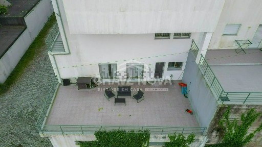 Apartamento T2 à venda na Praceta Visconde Oliveira do Douro