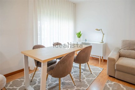 Apartamento T2 à venda na Rua Principal