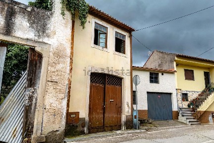 São Martinho de Árvore e Lamarosa, Urb. Andorinha, Rua Principal, 129