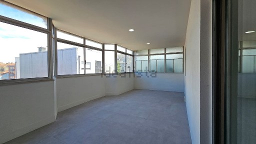 Apartamento T2 à venda na Rua de São Dinis