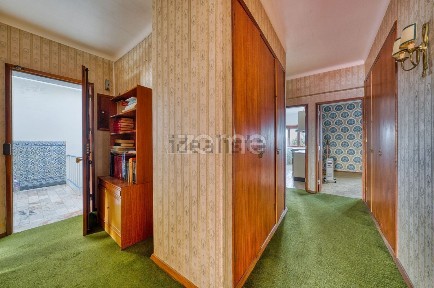 Apartamento T3 à venda na Rua Batalhoz, 44