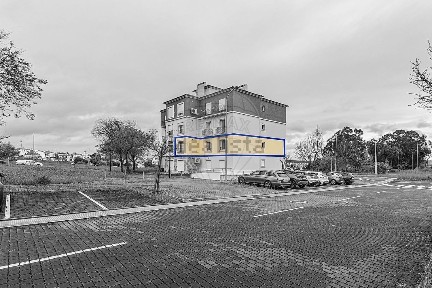 Apartamento T3 à venda na Rua das Túlipas