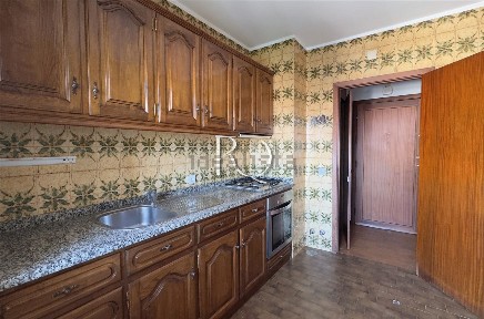 Apartamento T2 à venda na Liceu - Paço do Rei