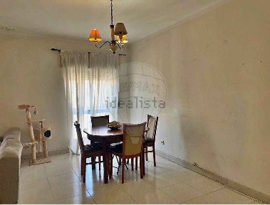 Apartamento T3 à venda na Praceta de São João