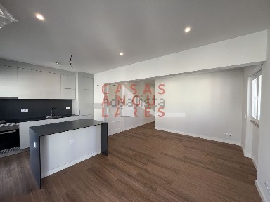 Apartamento T2 à venda na Rua Fábrica da Fiação